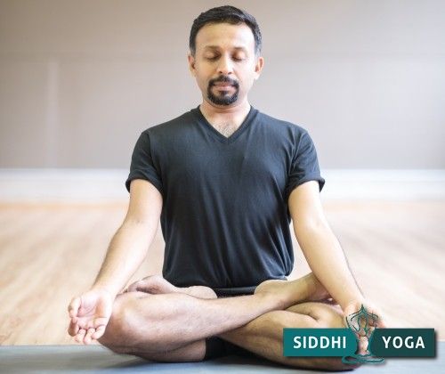 comment devenir professeur de yoga