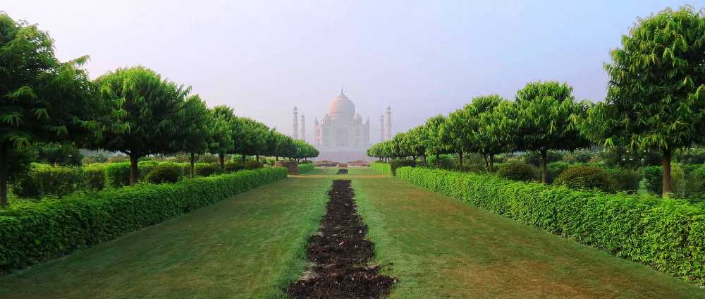 golden triangle mehtab bagh agra