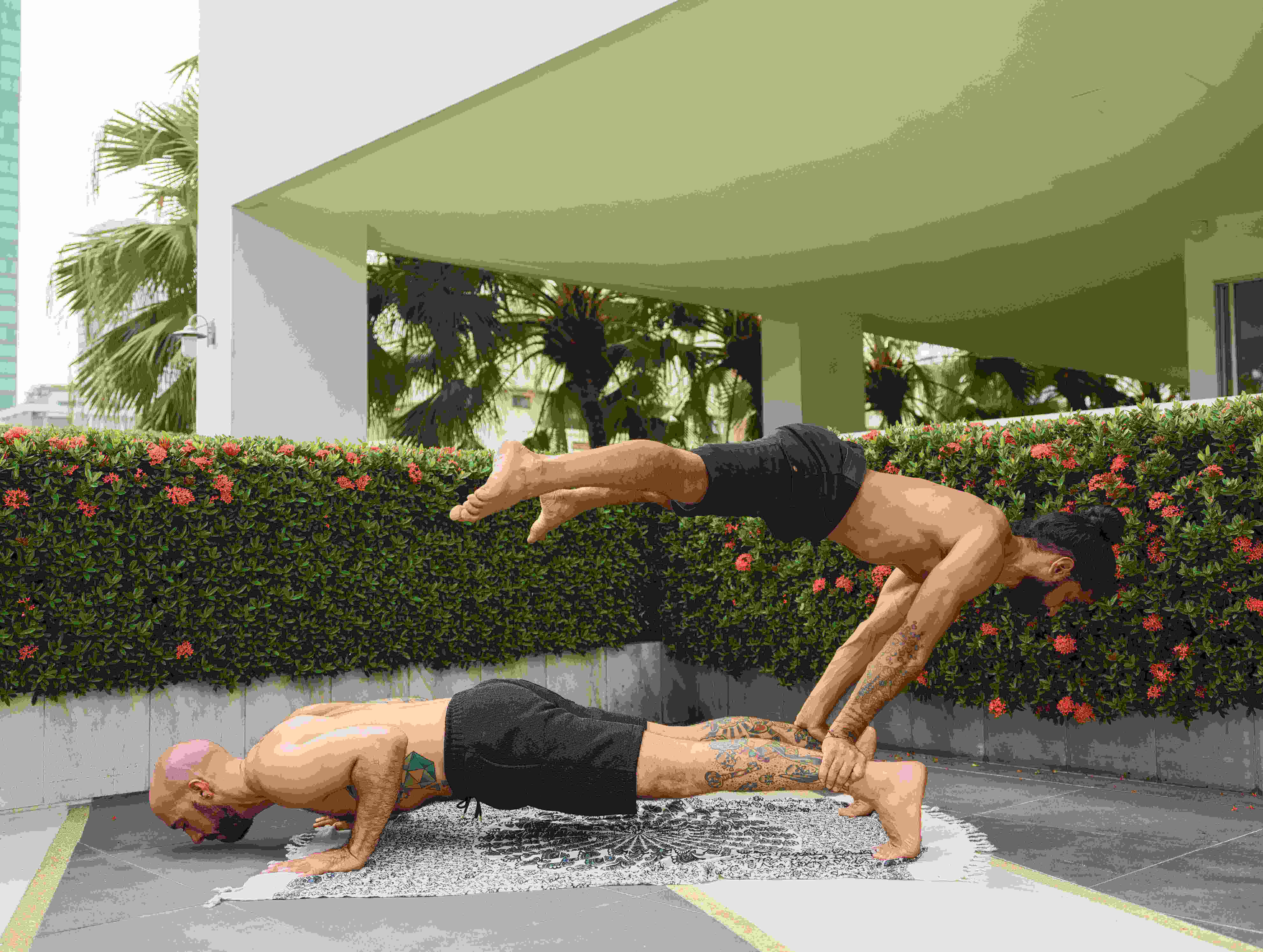 Yoga-Posen für 2 Personen