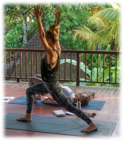 o melhor treinamento de professores de yoga na Tailândia