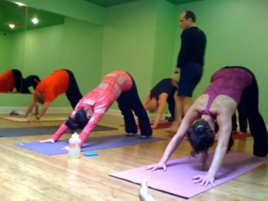 the best yoga training programs in chicago - home teacher training