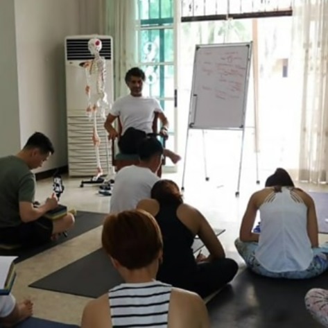 corsi di formazione per insegnanti di yoga in Malesia