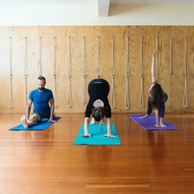Yogalehrer-Ausbildungsprogramme in SF Bay