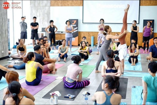 تدريب اليوغا في بانكوك