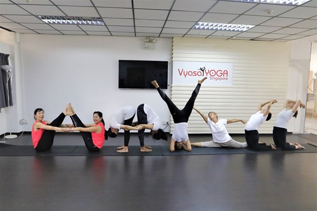 mejores programas de formación de profesores de yoga en singapur
