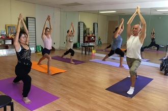 beste Yogalehrer-Ausbildungsprogramme in Honolulu