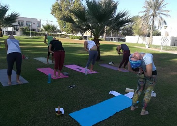 mejores programas de formación de profesores de yoga en dubai