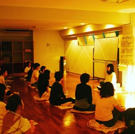 beste Yogalehrer-Ausbildungsprogramme in Tokio