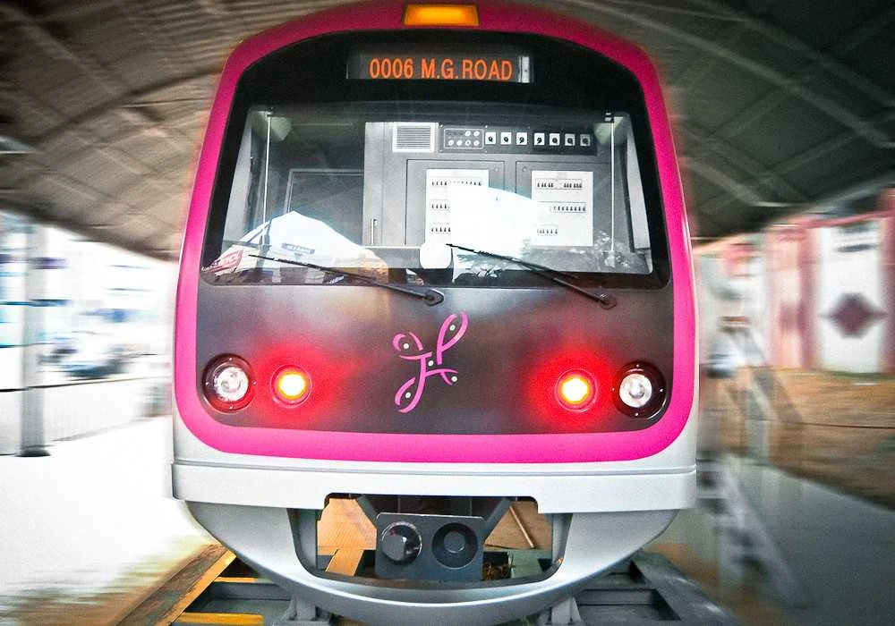 namma metro bangalore to goa trains
