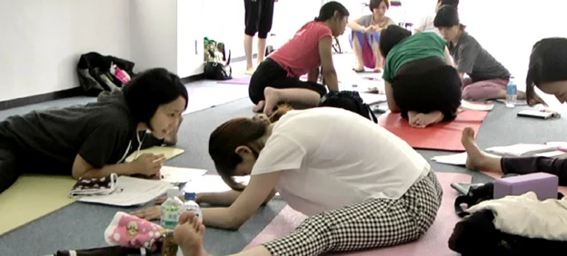 yoga teacher training programs tokyo 
