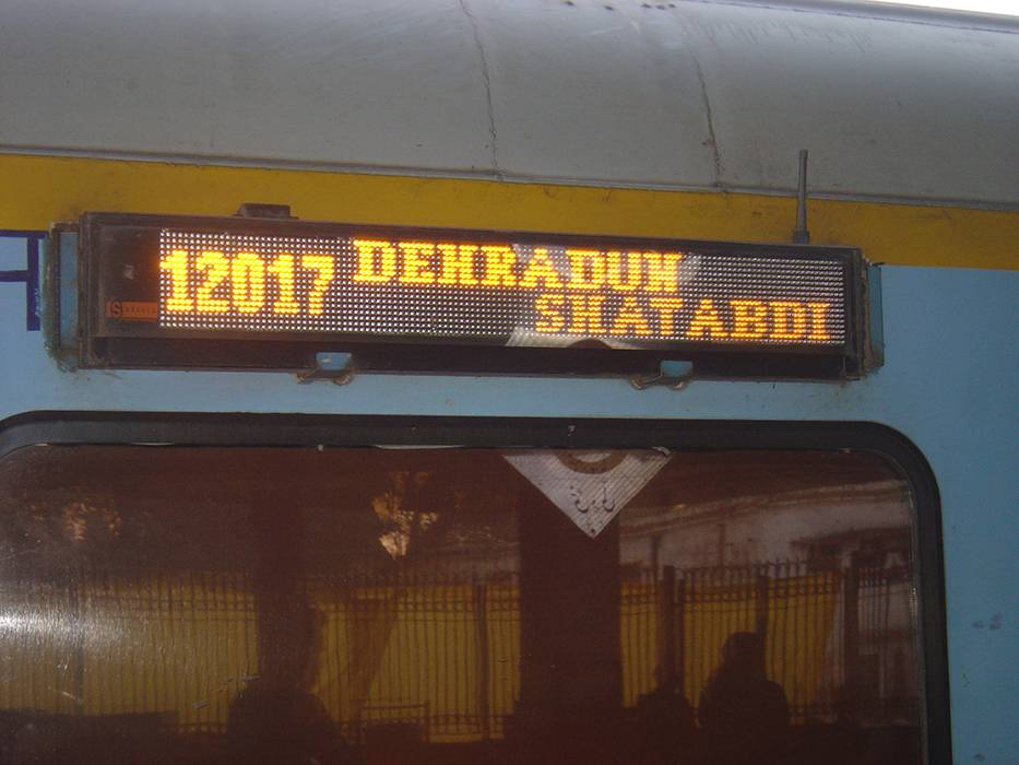 delhi to rishikesh train