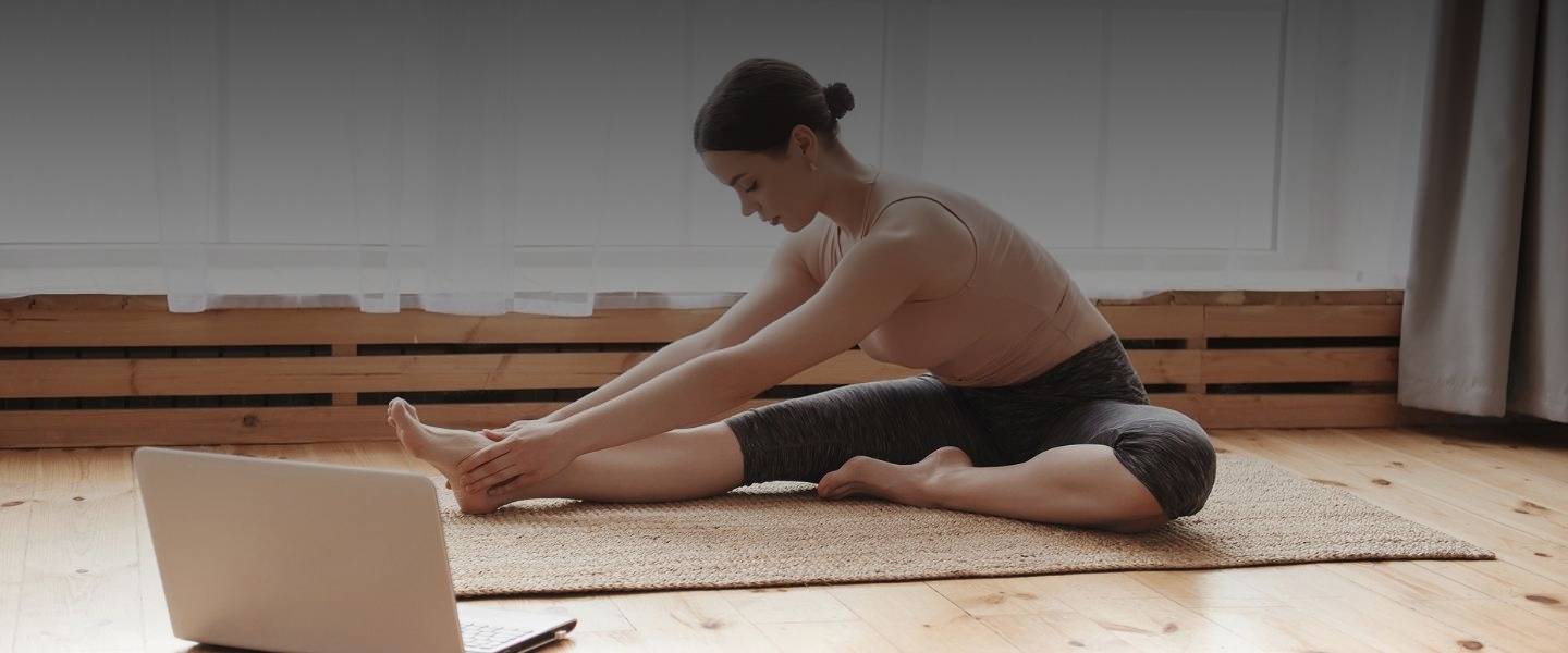 Curso online de treinamento de professores de ioga com 300 horas