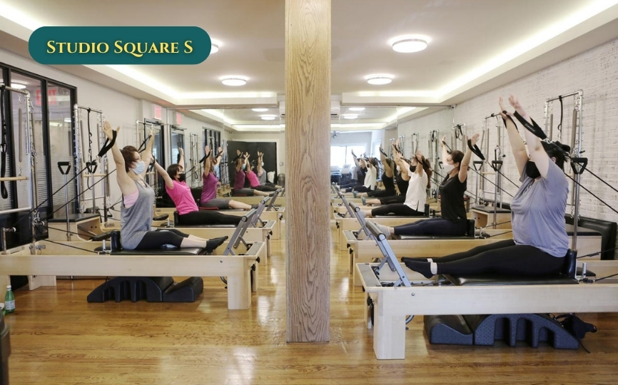 Studio-square-s