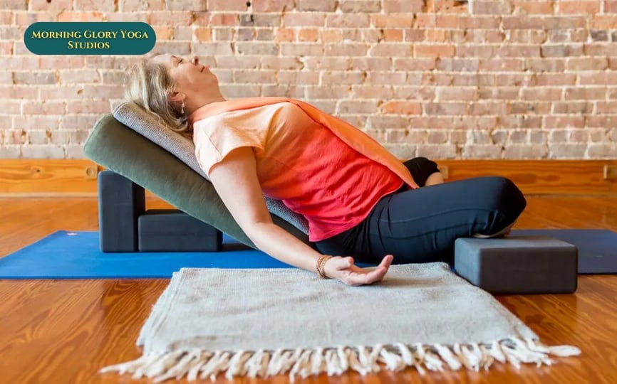 モーニンググローリーヨガスタジオ