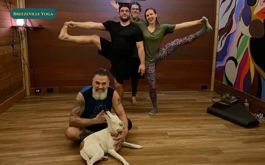 Breezeville Yoga