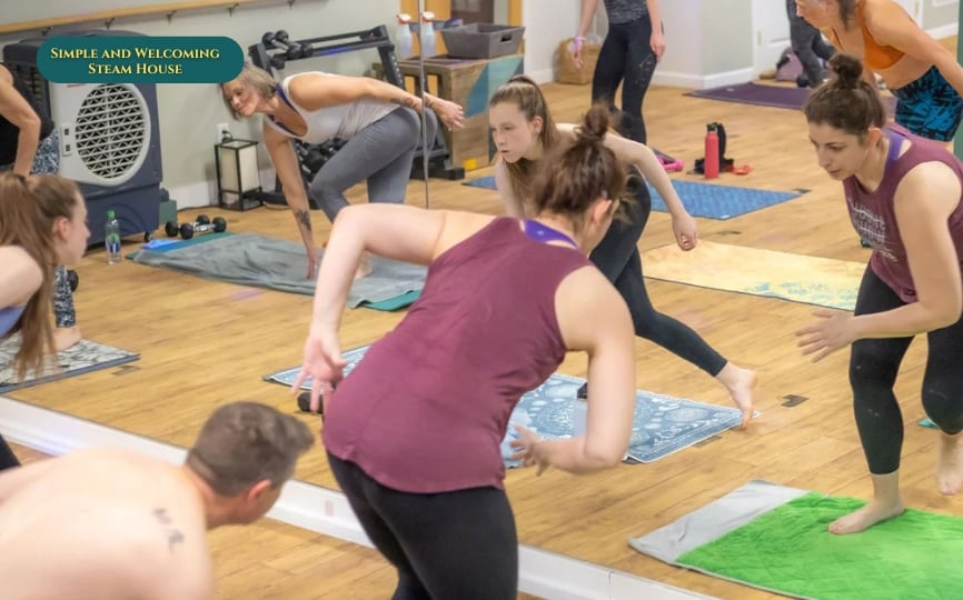 غرفة بخار بسيطة ومرحبة